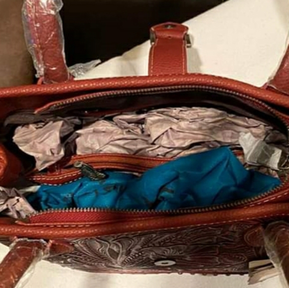 Trinity Ranch Purse - Picture 7 of 8